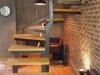 Čelične stepenice sa drvenim gazištima