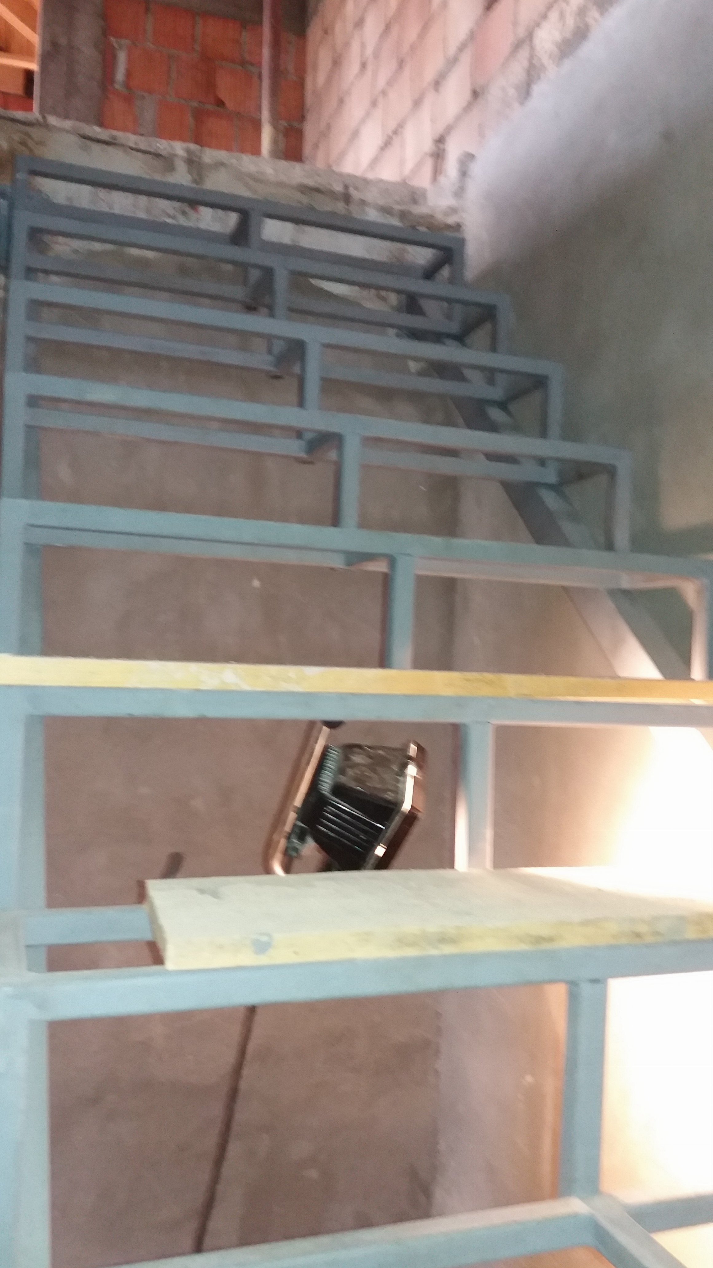 Izrada čelične konstrukcije za stepenice 4