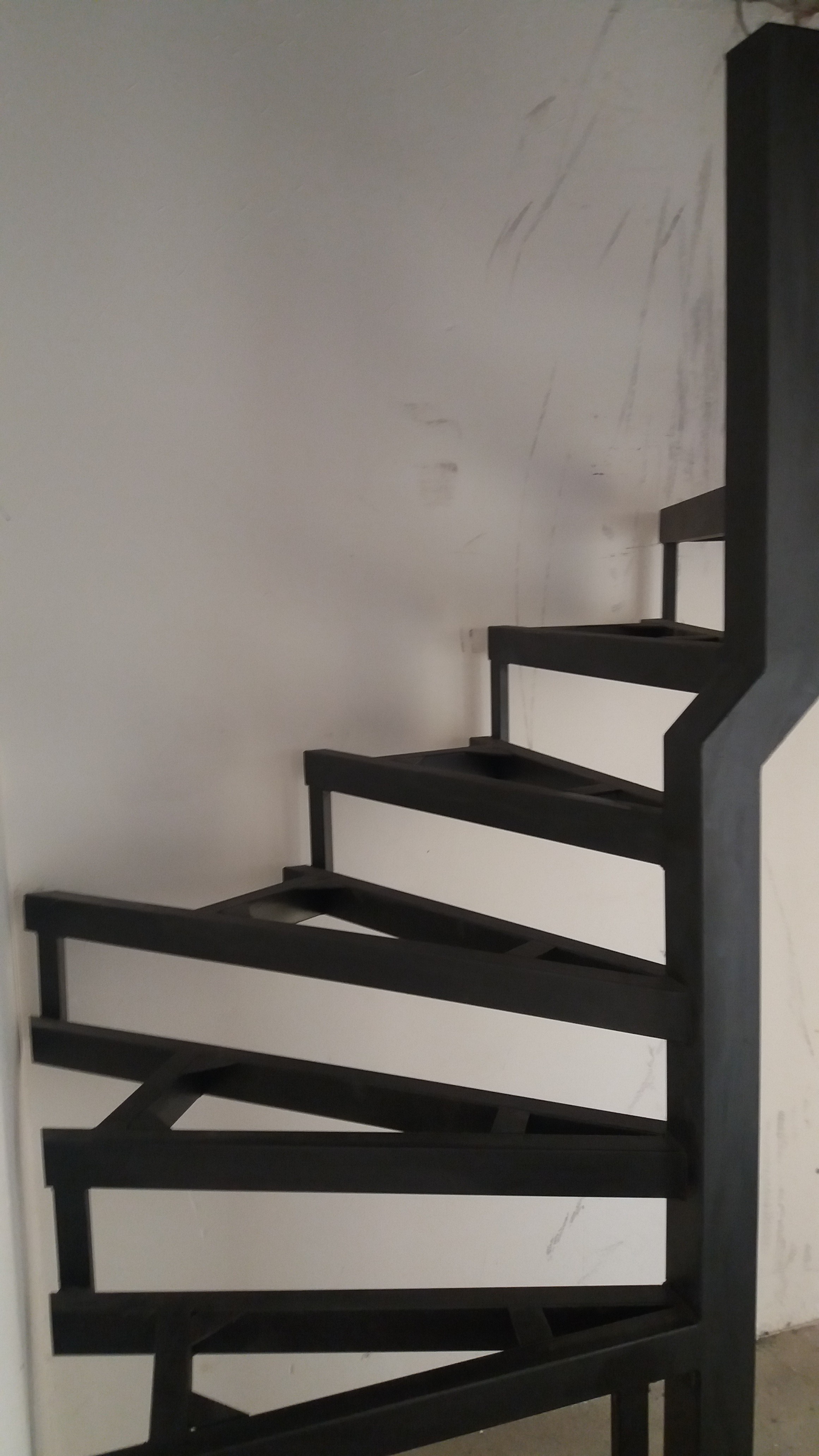 Izrada metalnih stepenica